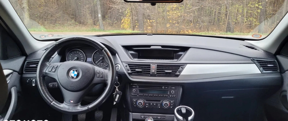 BMW X1 cena 46900 przebieg: 175600, rok produkcji 2015 z Siechnice małe 466